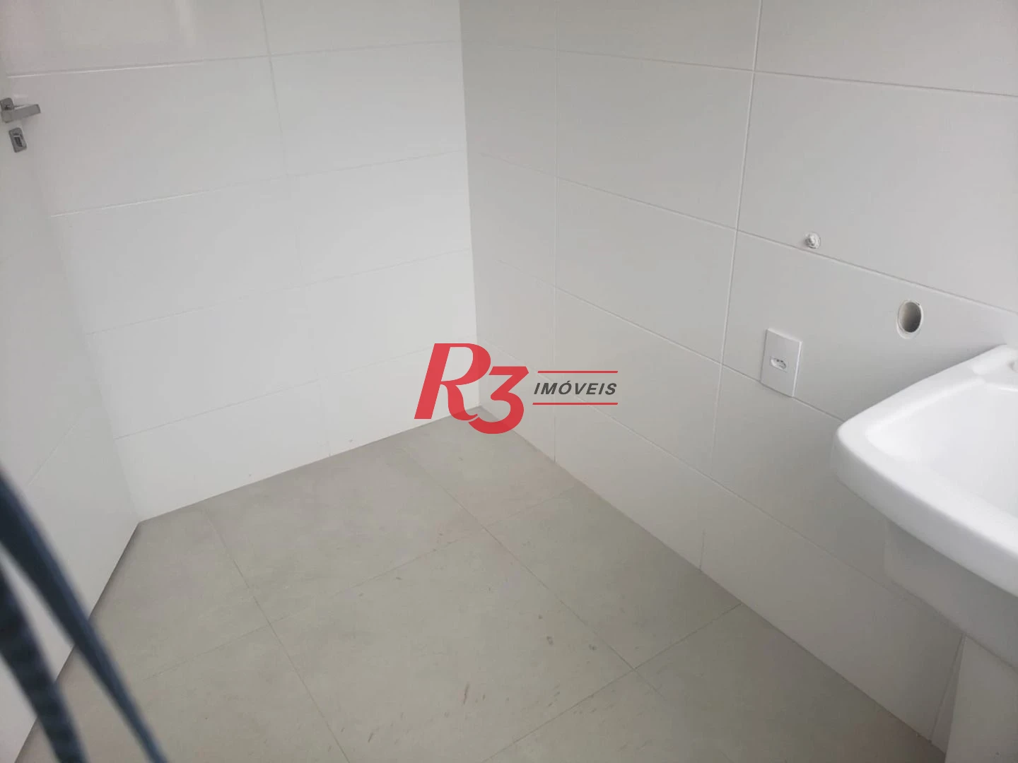 SOBREPOSTA DUPLEX SUPERIOR NOVINHA!  CASA 1 -À VENDA, 155 m² por R$ 1.175.000 - Embaré - Santos/SP