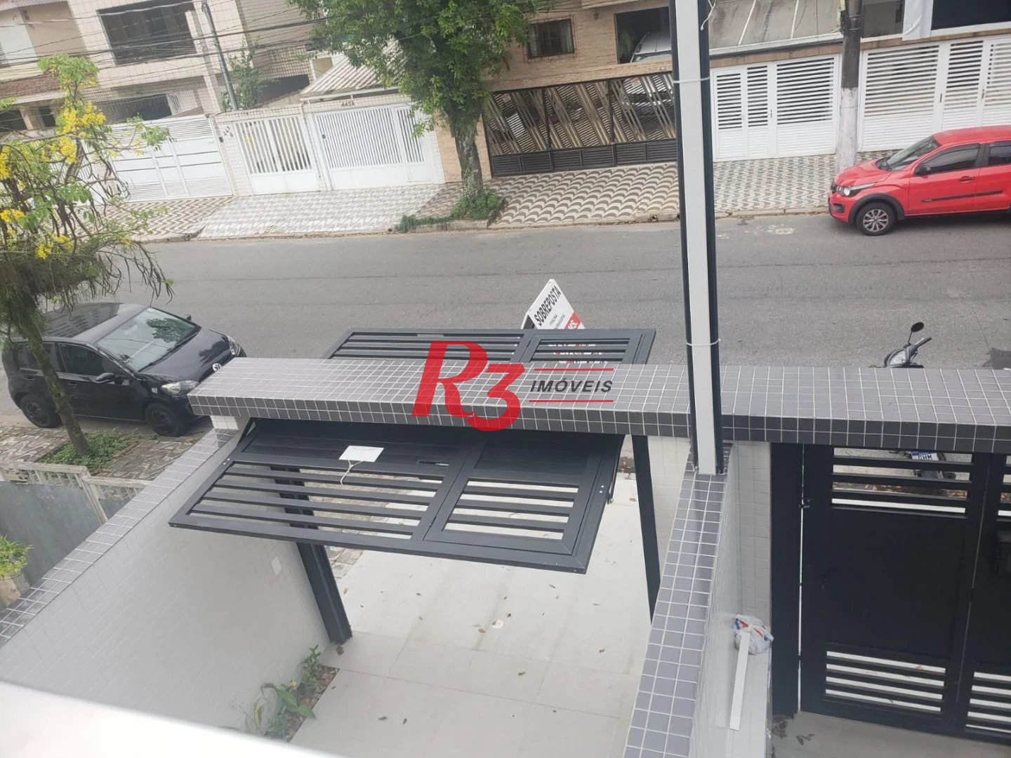 SOBREPOSTA DUPLEX SUPERIOR NOVINHA!  CASA 1 -À VENDA, 155 m² por R$ 1.175.000 - Embaré - Santos/SP