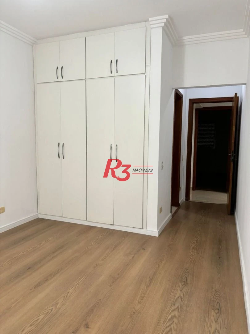 Apartamento com 3 dormitórios à venda, 138 m² por R$ 950.000,00 - Ponta da Praia - Santos/SP