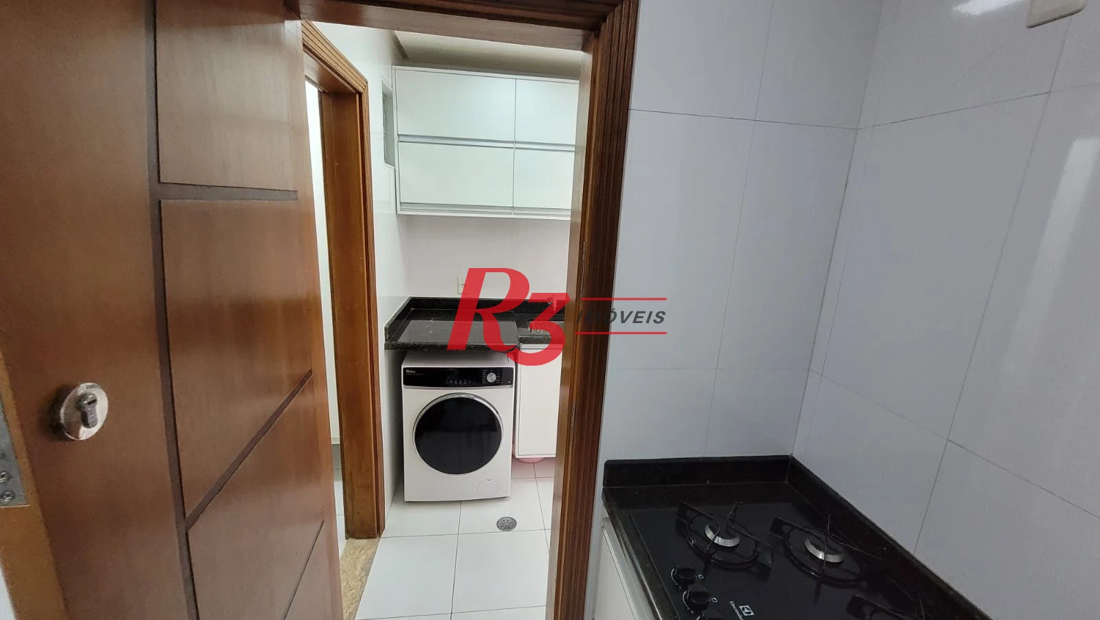 Sobrado com 4 dormitórios para alugar, 151 m² por R$ 10.901,00/mês - Pompéia - Santos/SP