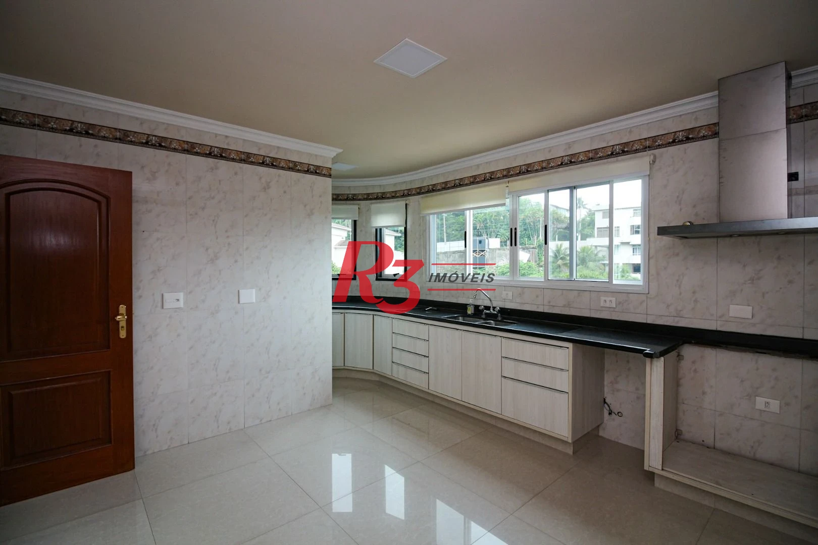 Casa à venda, 695 m² por R$ 13.000.000,00 - Morro Santa Terezinha - Santos/SP