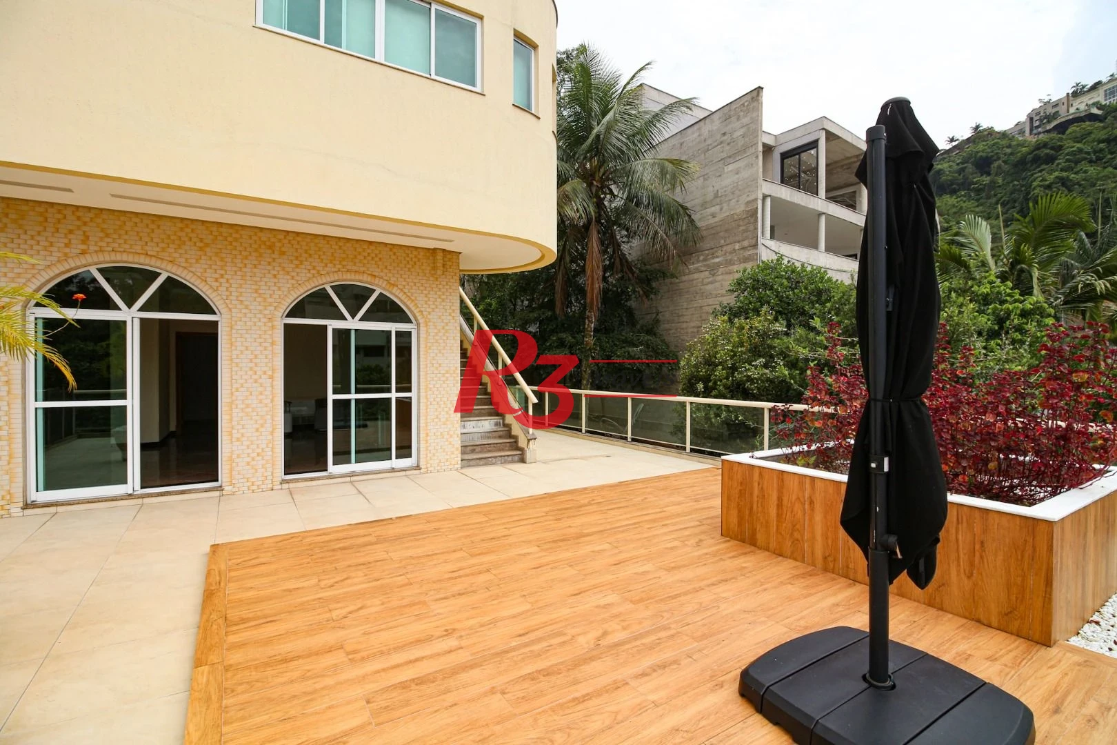 Casa à venda, 695 m² por R$ 13.000.000,00 - Morro Santa Terezinha - Santos/SP