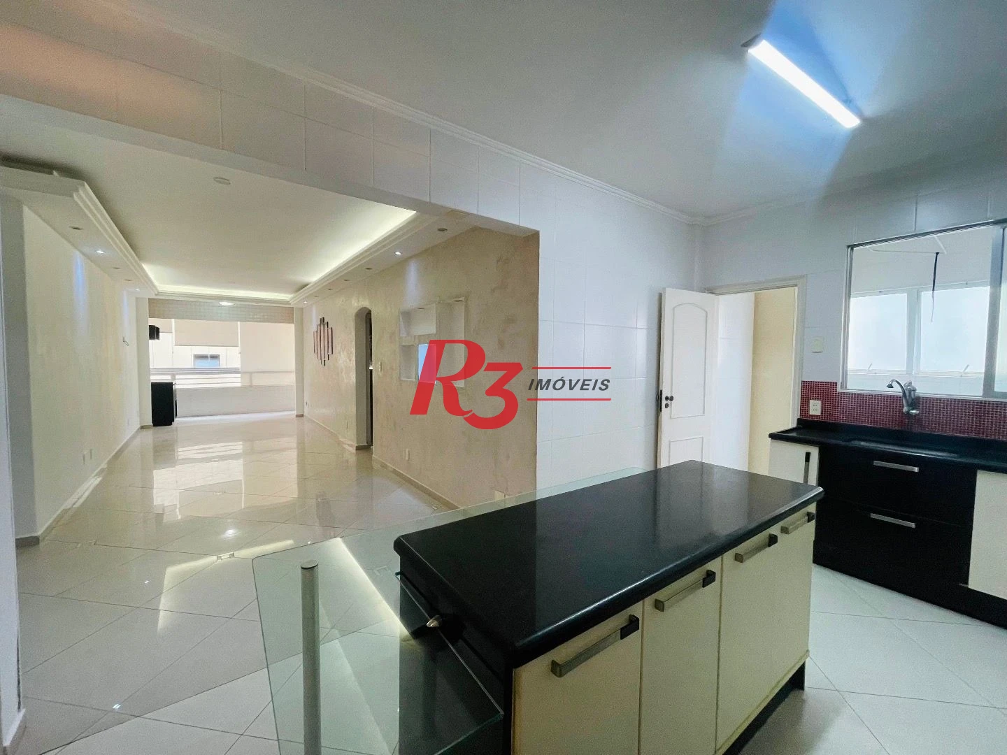 Apartamento à venda, 110 m² por R$ 750.000,00 - Gonzaga - Santos/SP