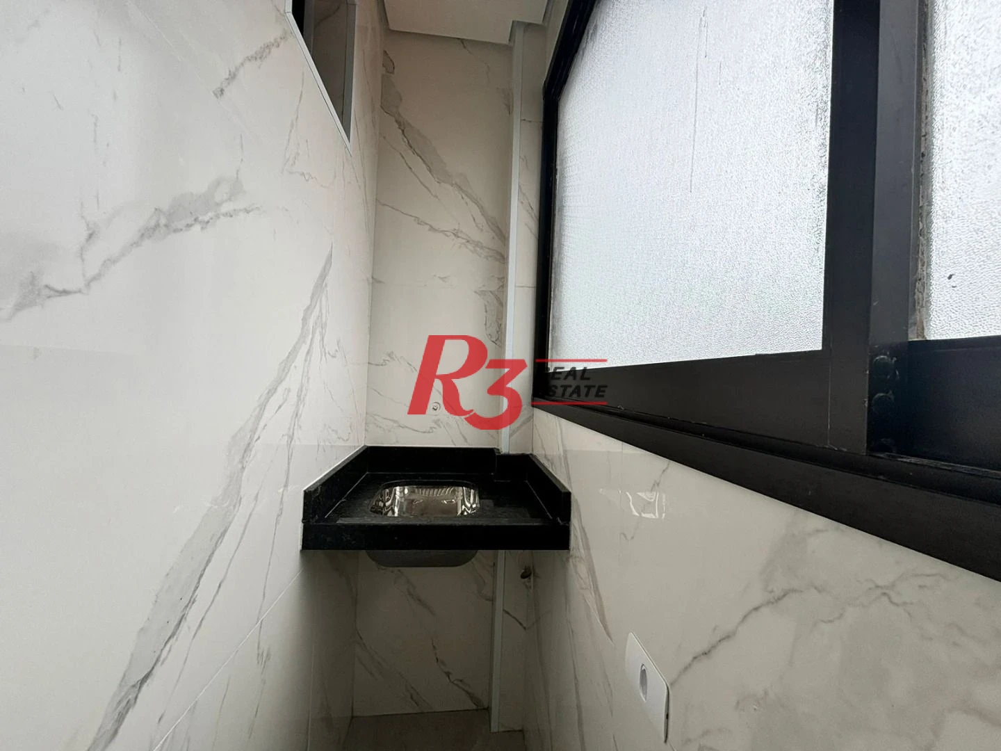 Apartamento com 3 dormitórios à venda, 99 m² por R$ 850.000,00 - Embaré - Santos/SP