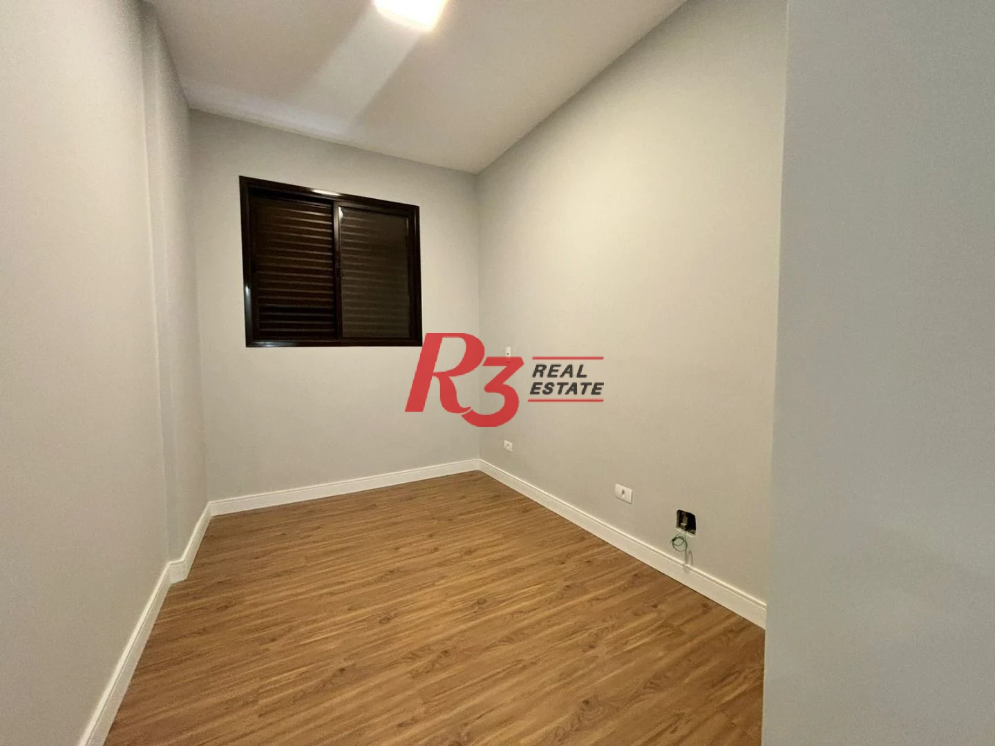 Apartamento com 3 dormitórios à venda, 99 m² por R$ 850.000,00 - Embaré - Santos/SP
