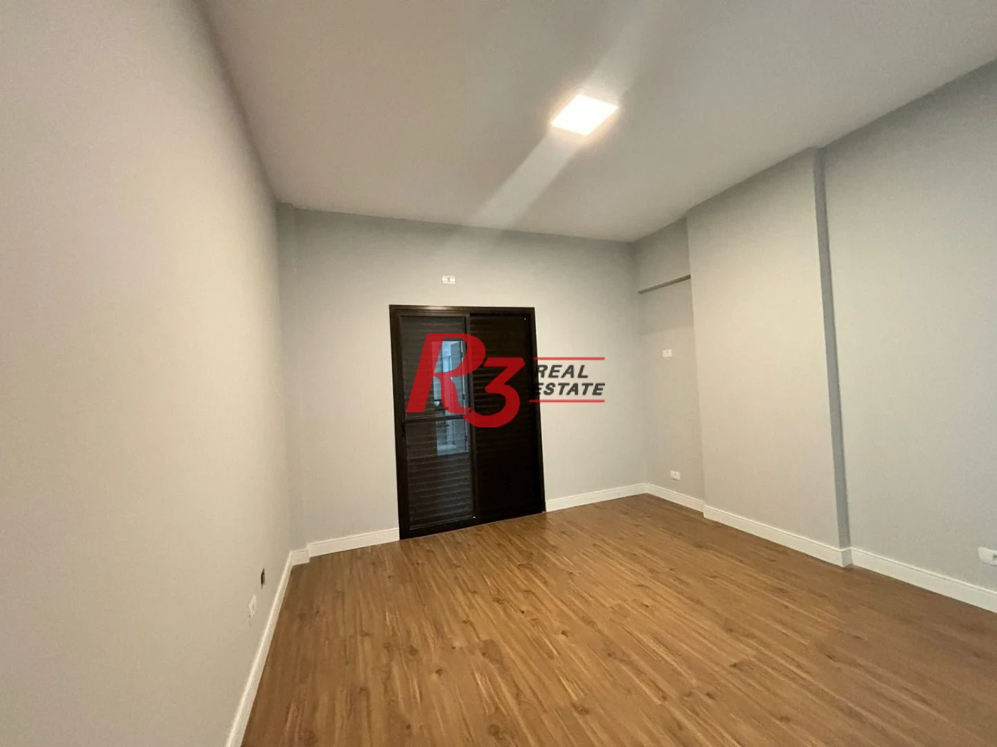 Apartamento com 3 dormitórios à venda, 99 m² por R$ 850.000,00 - Embaré - Santos/SP