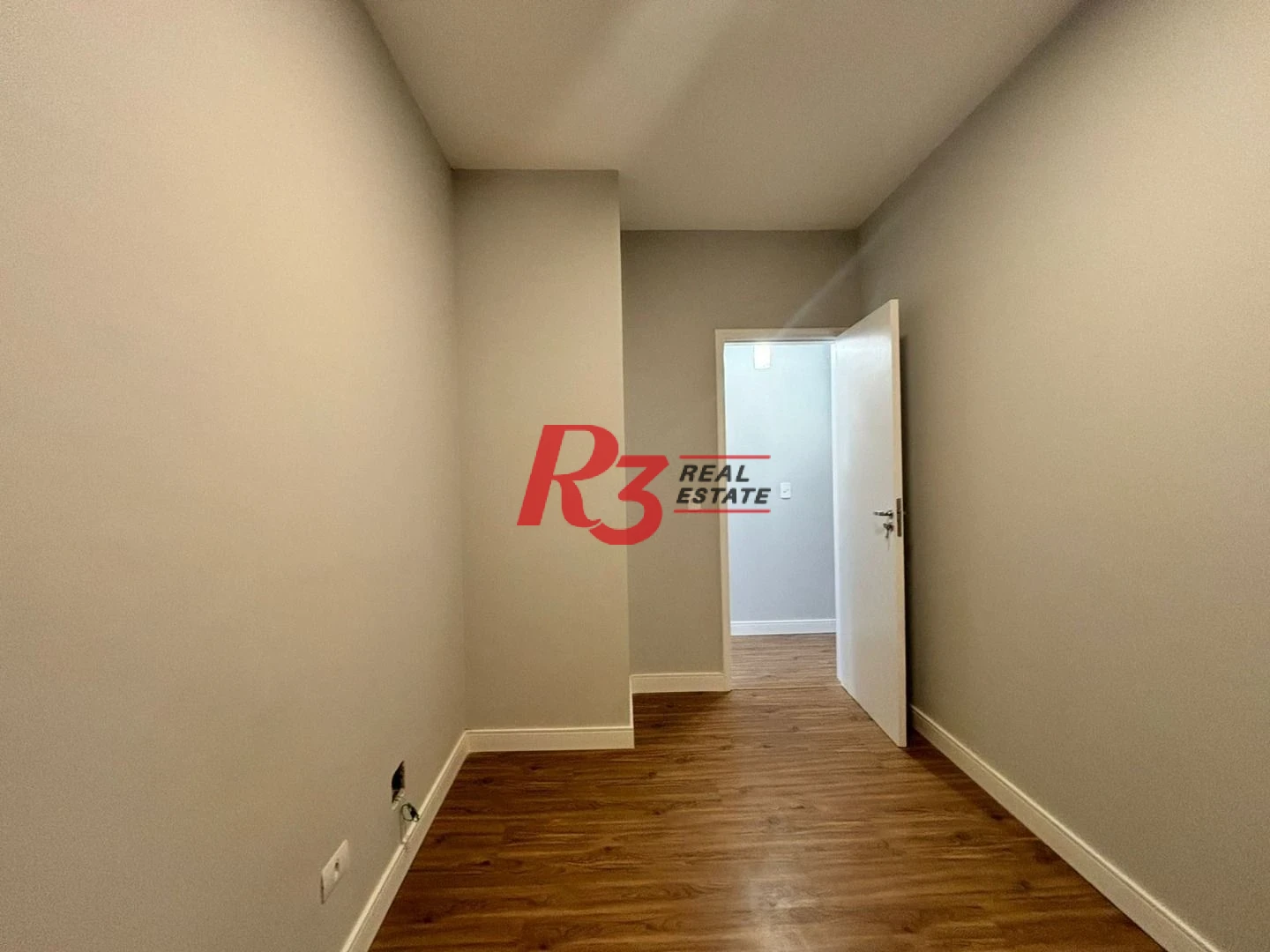 Apartamento com 3 dormitórios à venda, 99 m² por R$ 850.000,00 - Embaré - Santos/SP