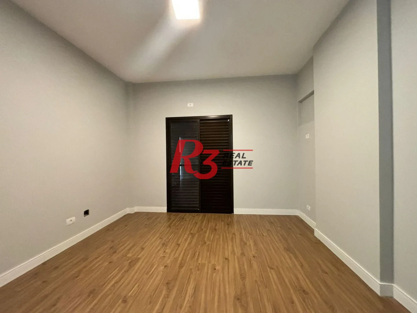 Apartamento com 3 dormitórios à venda, 99 m² por R$ 850.000,00 - Embaré - Santos/SP