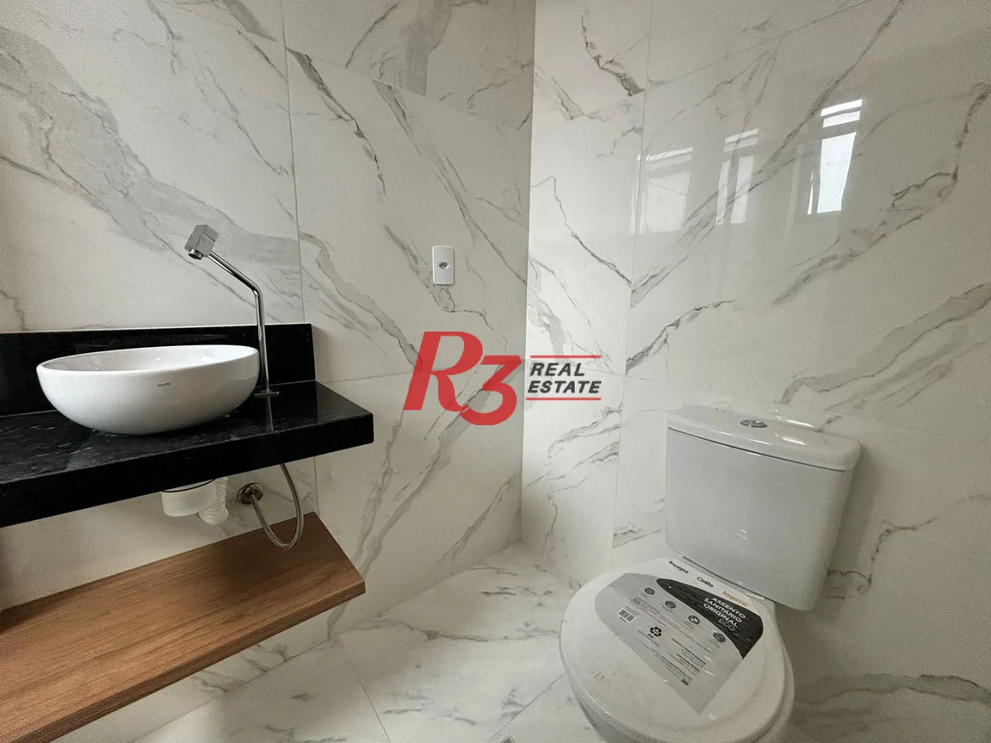 Apartamento com 3 dormitórios à venda, 99 m² por R$ 850.000,00 - Embaré - Santos/SP