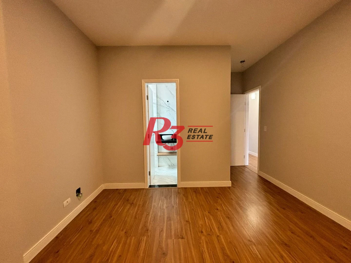Apartamento com 3 dormitórios à venda, 99 m² por R$ 850.000,00 - Embaré - Santos/SP