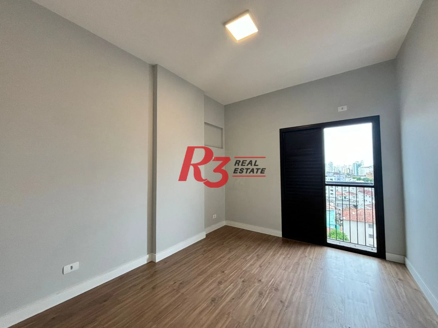 Apartamento com 3 dormitórios à venda, 99 m² por R$ 850.000,00 - Embaré - Santos/SP