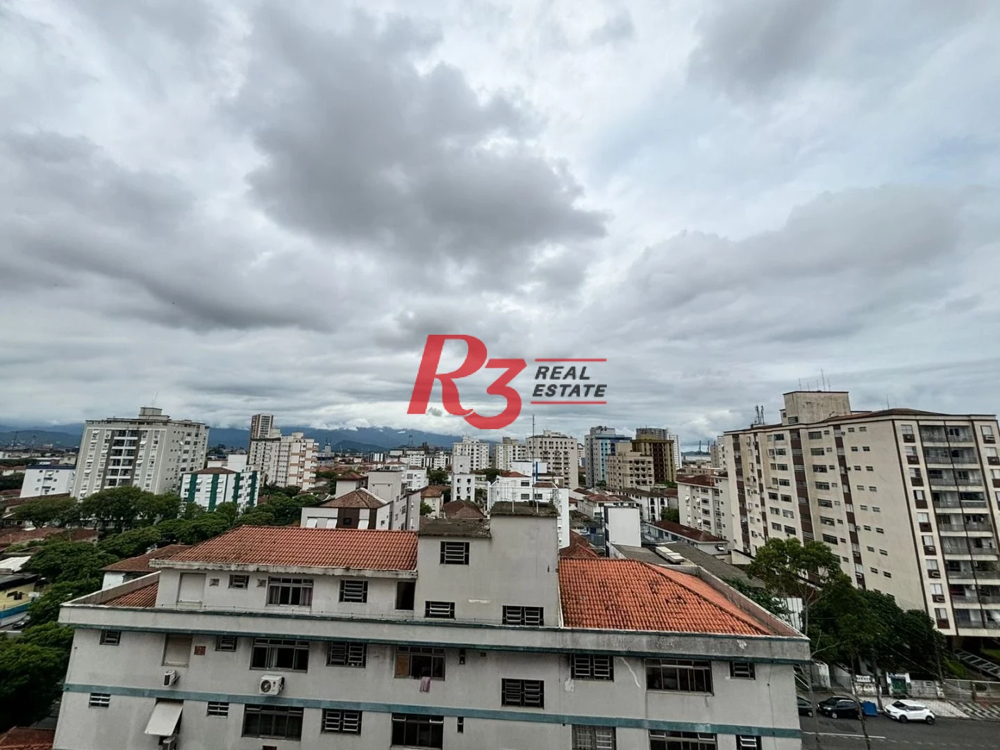Apartamento com 3 dormitórios à venda, 99 m² por R$ 850.000,00 - Embaré - Santos/SP