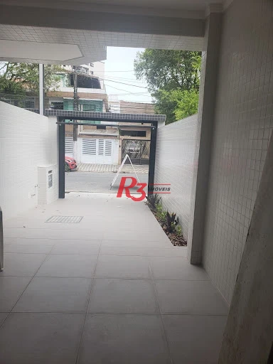 SOBREPOSTA DUPLEX SUPERIOR NOVINHA! CASA 2 .À VENDA, 155 m² por R$ 1.175.000 - Embaré - Santos/SP