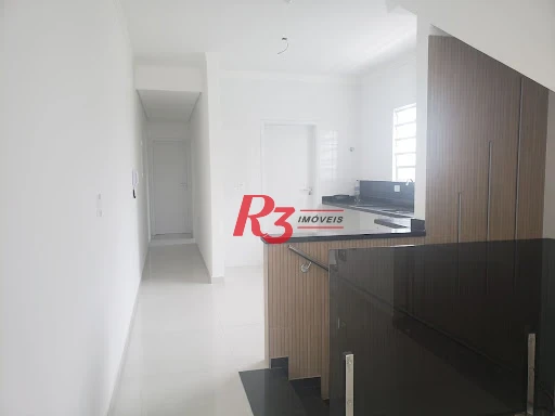 SOBREPOSTA DUPLEX SUPERIOR NOVINHA! CASA 2 .À VENDA, 155 m² por R$ 1.175.000 - Embaré - Santos/SP