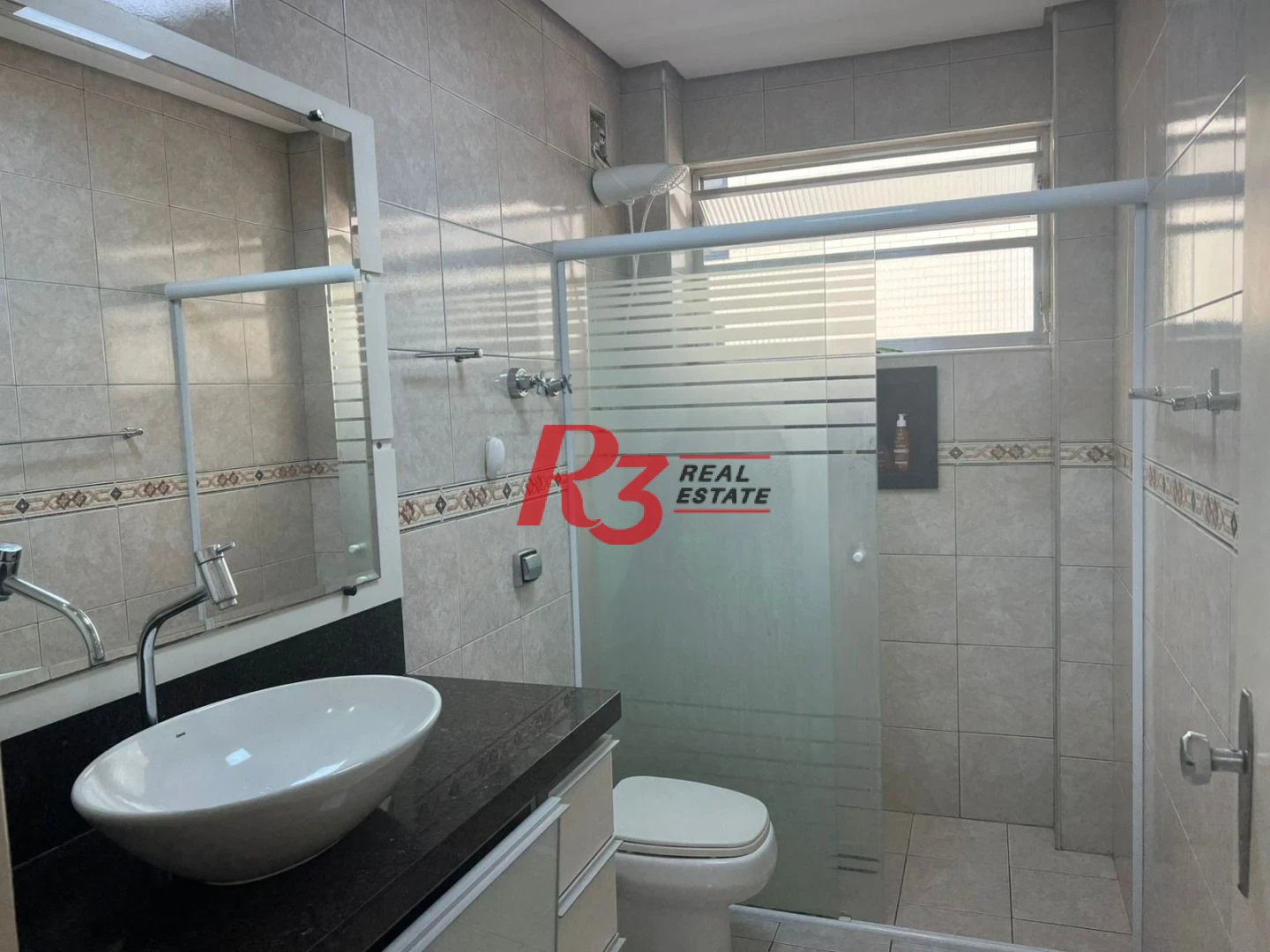Apartamento com 2 dormitórios para alugar, 124 m² por R$ 4.200,02/mês - Boqueirão - Santos/SP