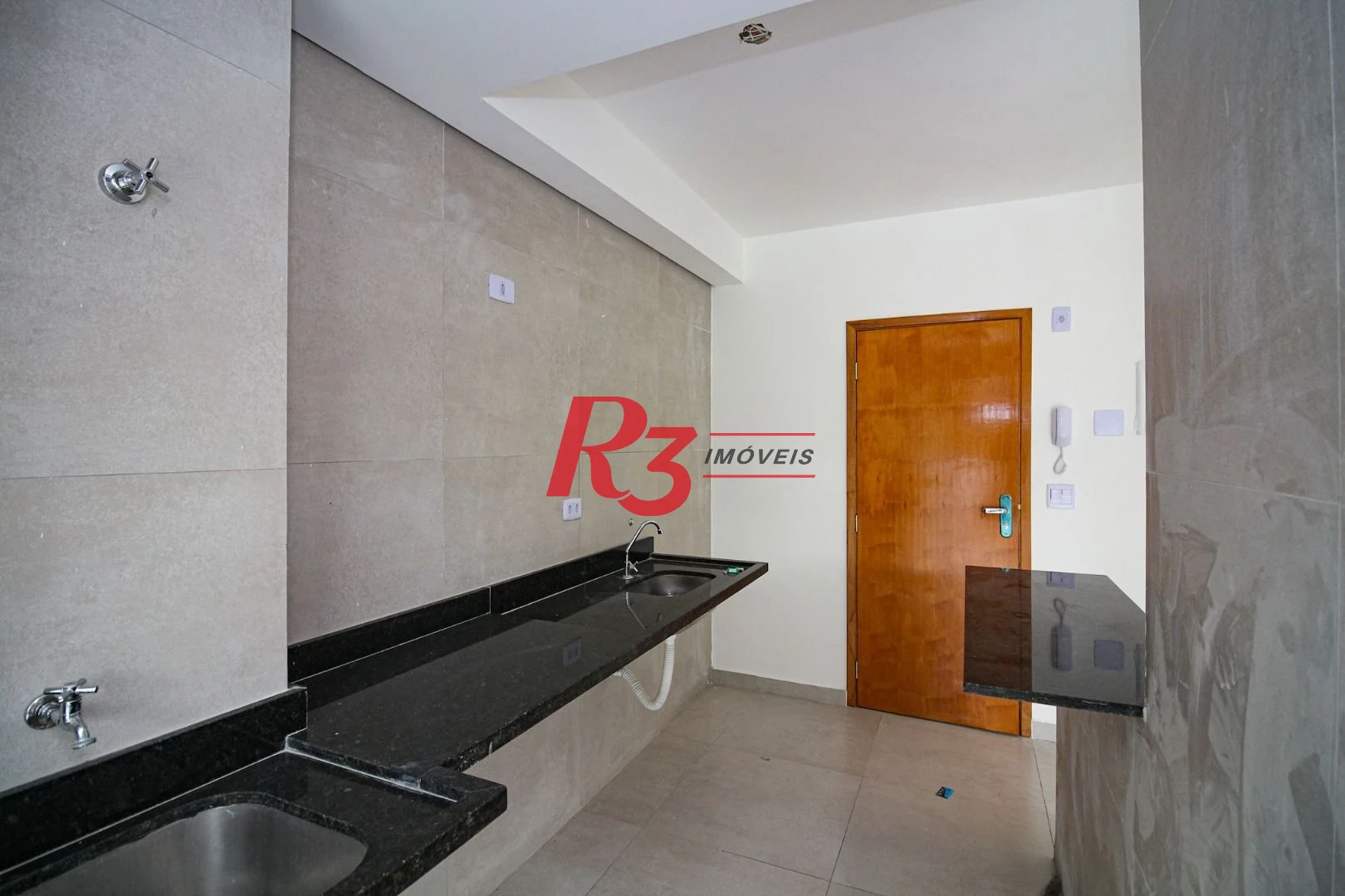 APARTAMENTO 02  QUARTOS VARANDA GOUMERT NO MARAPE EM SANTOS