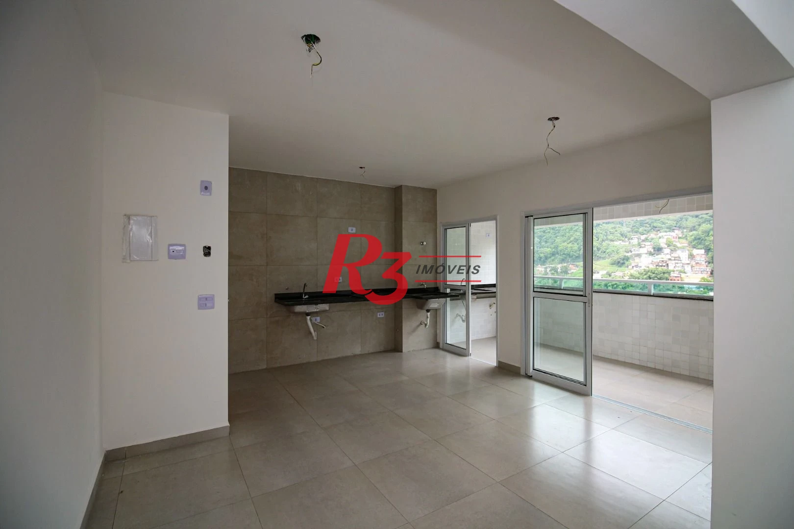 APARTAMENTO 02 QUARTOS COM VARANDA GOURMET NO MARAPE