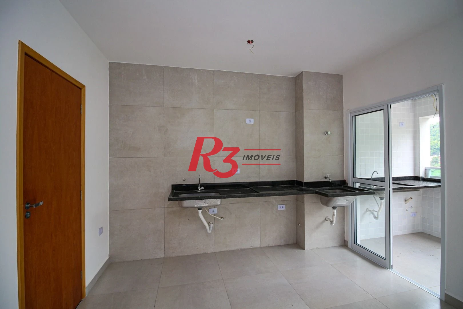 APARTAMENTO 02 QUARTOS COM VARANDA GOURMET NO MARAPE