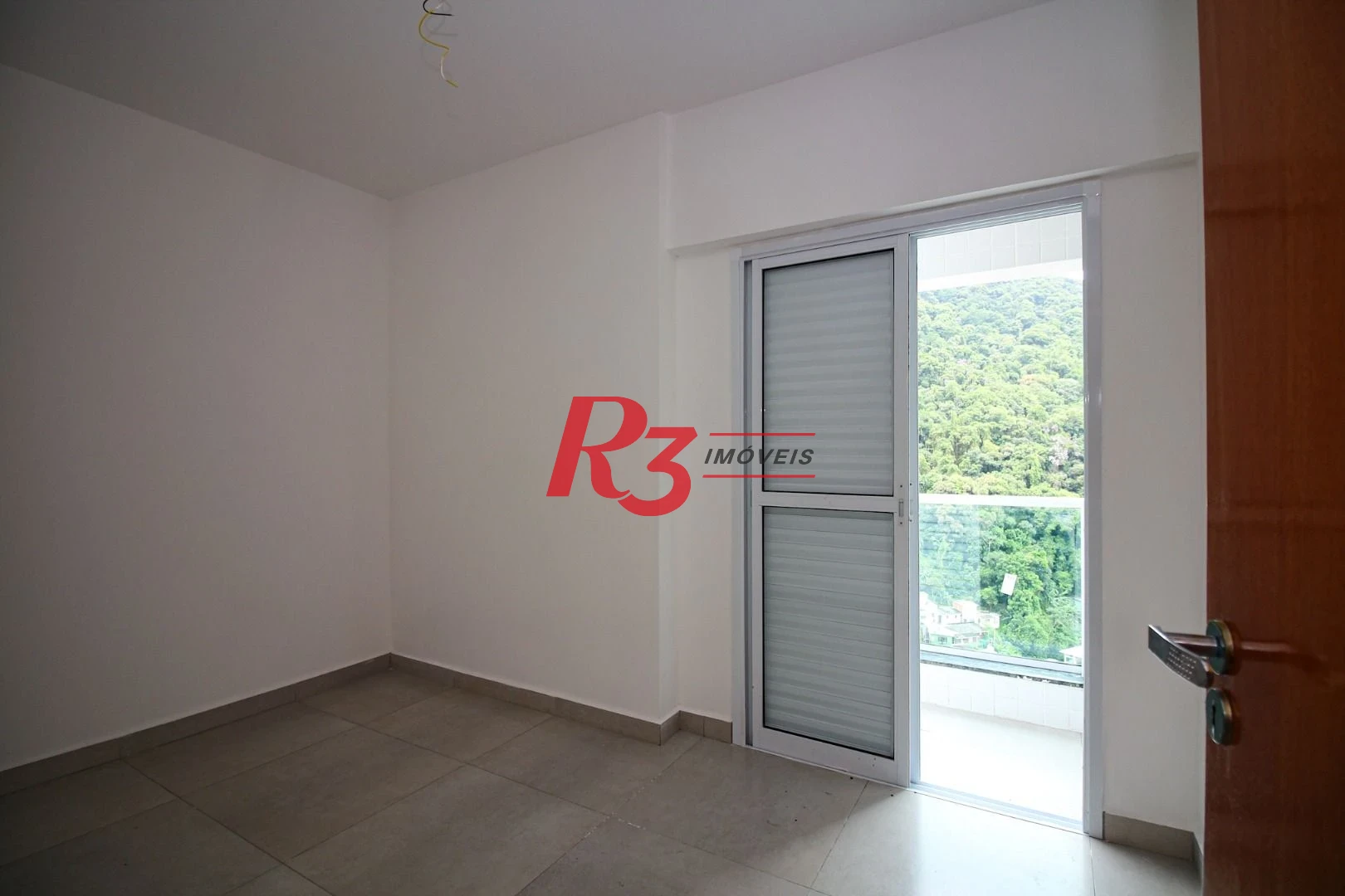 APARTAMENTO 02 QUARTOS COM VARANDA GOURMET NO MARAPE