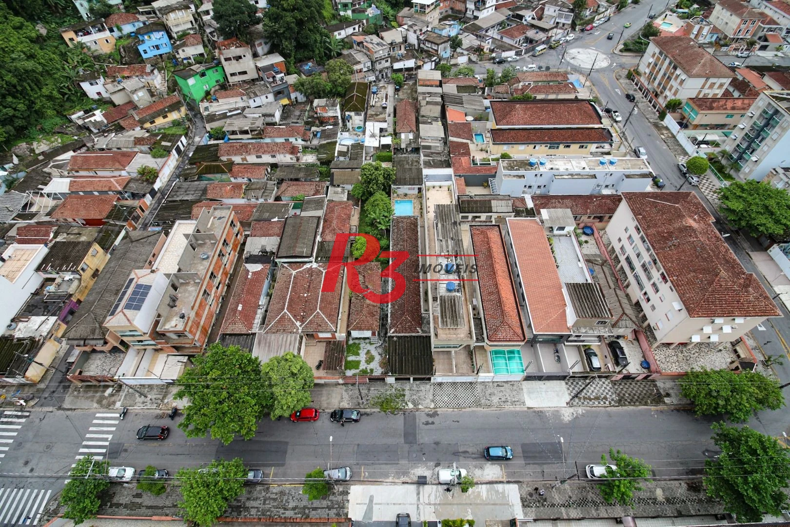 APARTAMENTO COM 02 QUARTOS E VARANDA GOURMET NO MARAPE EM SANTOS