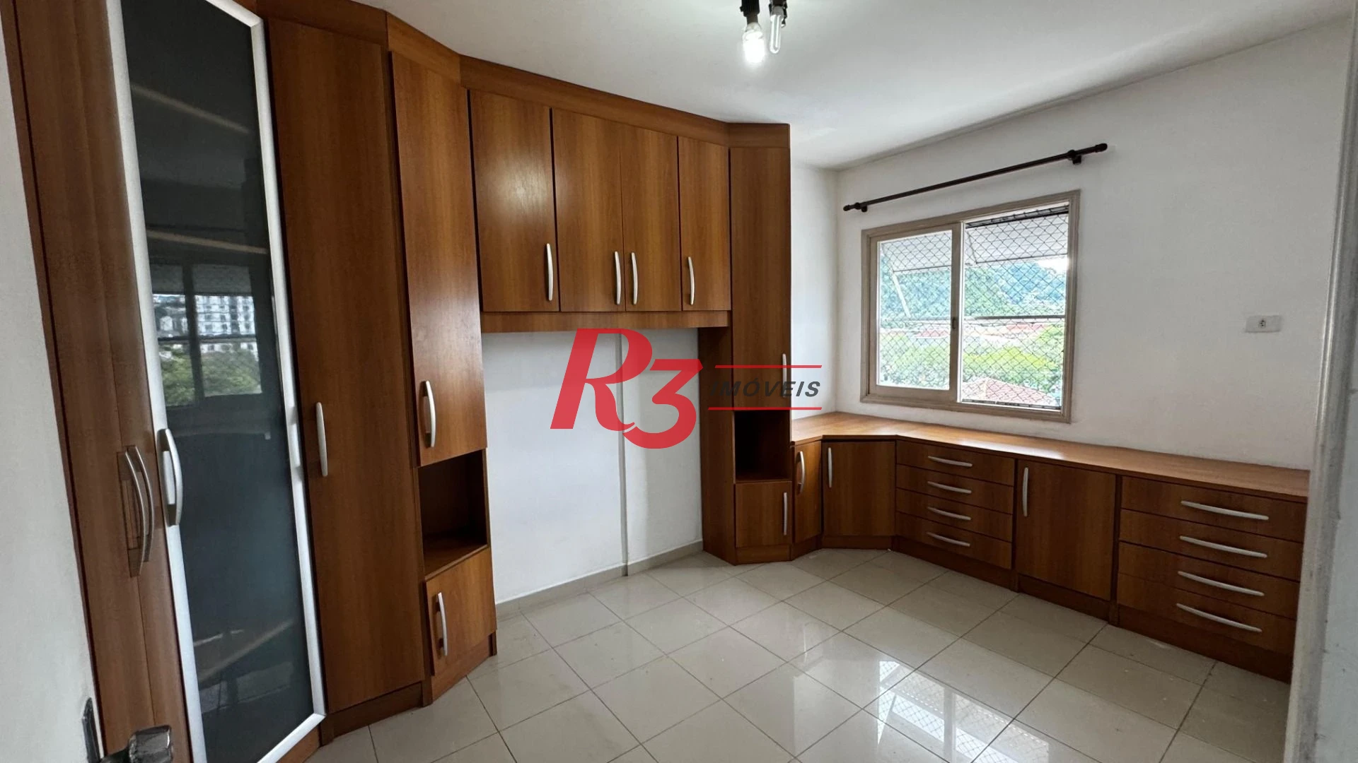 Apartamento com 2 dormitórios à venda, 90 m² por R$ 450.000,00 - Vila Belmiro - Santos/SP