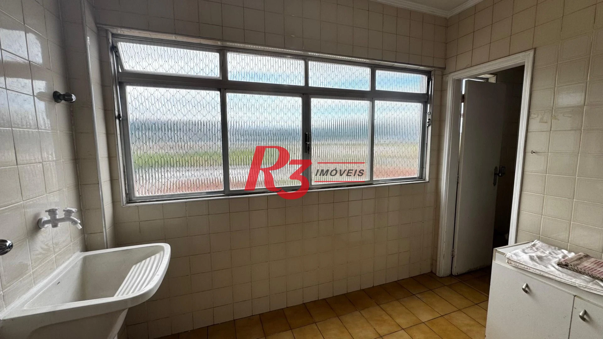 Apartamento com 2 dormitórios à venda, 90 m² por R$ 450.000,00 - Vila Belmiro - Santos/SP