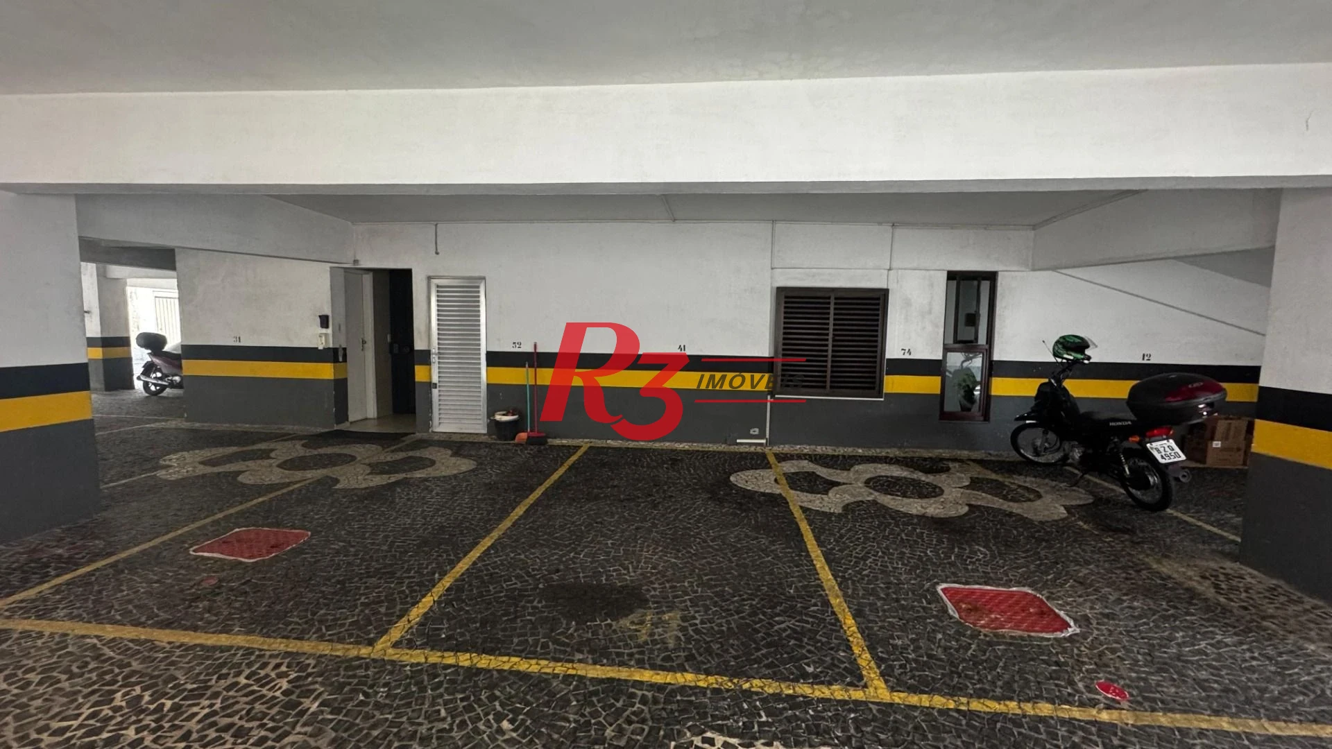 Apartamento com 2 dormitórios à venda, 90 m² por R$ 450.000,00 - Vila Belmiro - Santos/SP