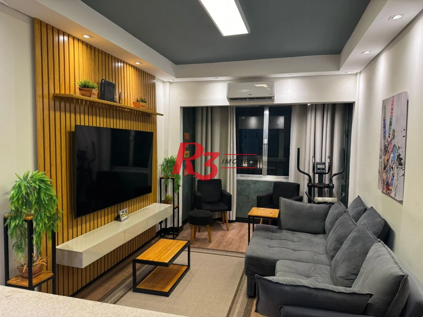 Apartamento com 2 dormitórios à venda, 85 m² por R$ 650.000,00 - Gonzaga - Santos/SP