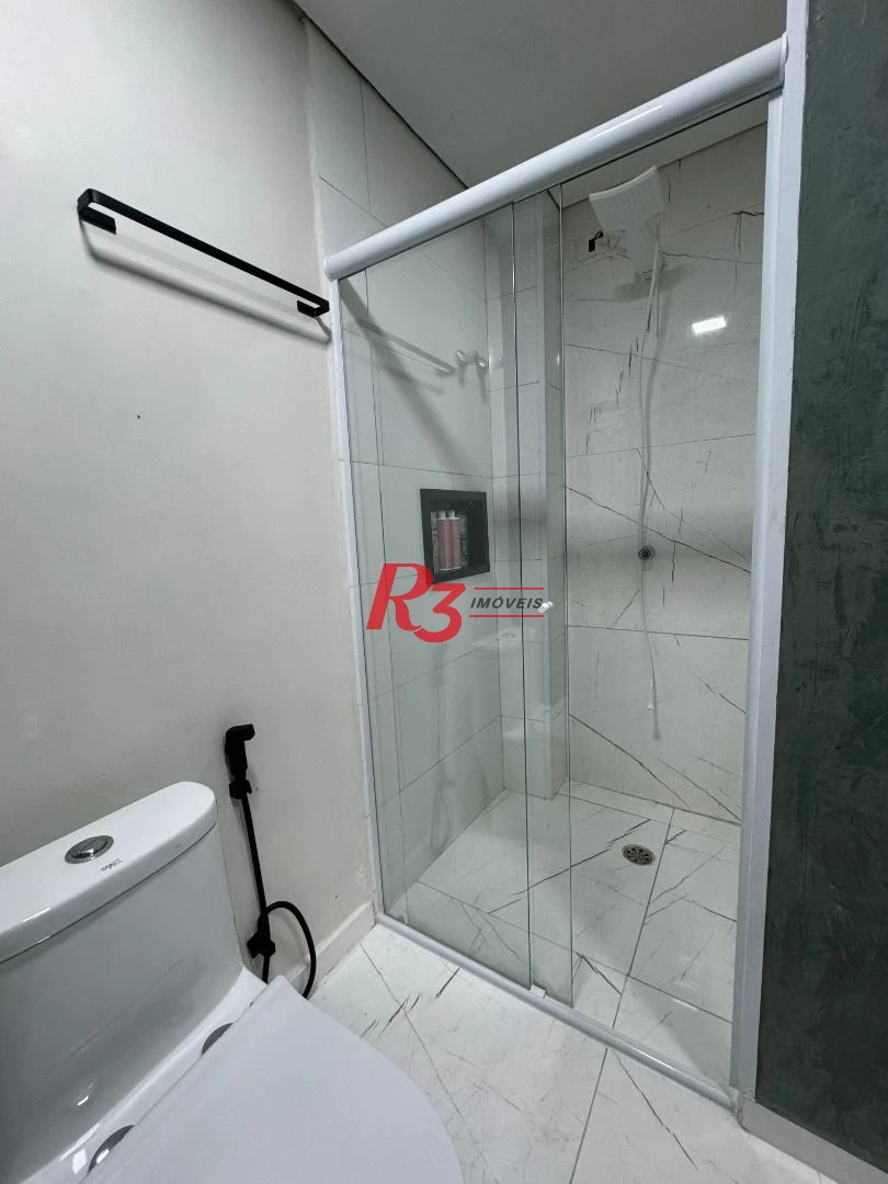 Apartamento com 2 dormitórios à venda, 85 m² por R$ 650.000,00 - Gonzaga - Santos/SP