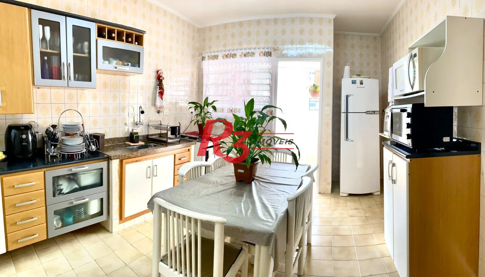 Apartamento com 2 dormitórios à venda, 127 m² por R$ 630.000,00 - Embaré - Santos/SP