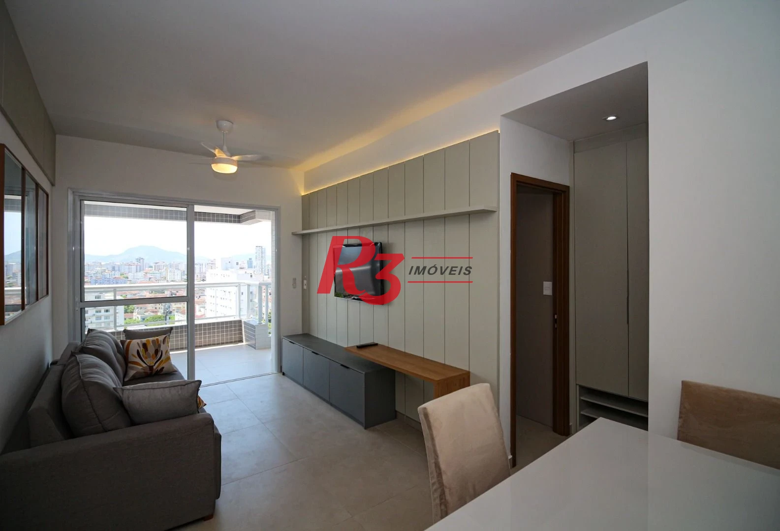 Apartamento com 1 dormitório para alugar, 60 m² por R$ 5.700,00/mês - Boqueirão - Santos/SP