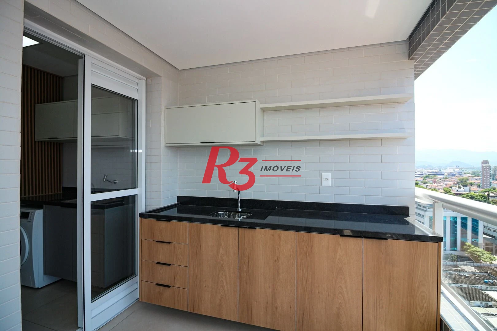 Apartamento com 1 dormitório para alugar, 60 m² por R$ 5.700,00/mês - Boqueirão - Santos/SP