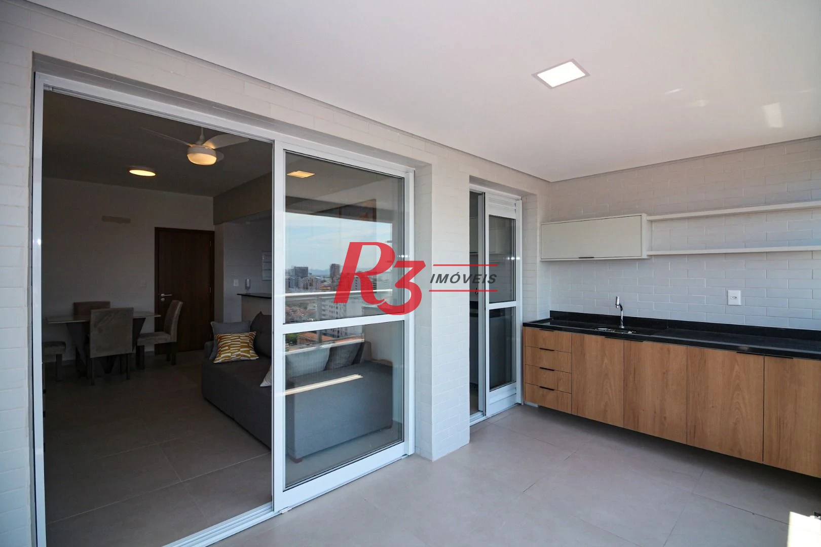 Apartamento com 1 dormitório para alugar, 60 m² por R$ 5.700,00/mês - Boqueirão - Santos/SP