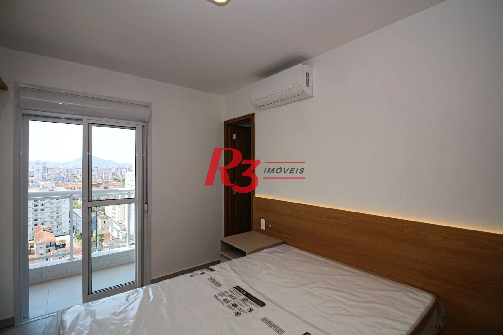 Apartamento com 1 dormitório para alugar, 60 m² por R$ 5.700,00/mês - Boqueirão - Santos/SP