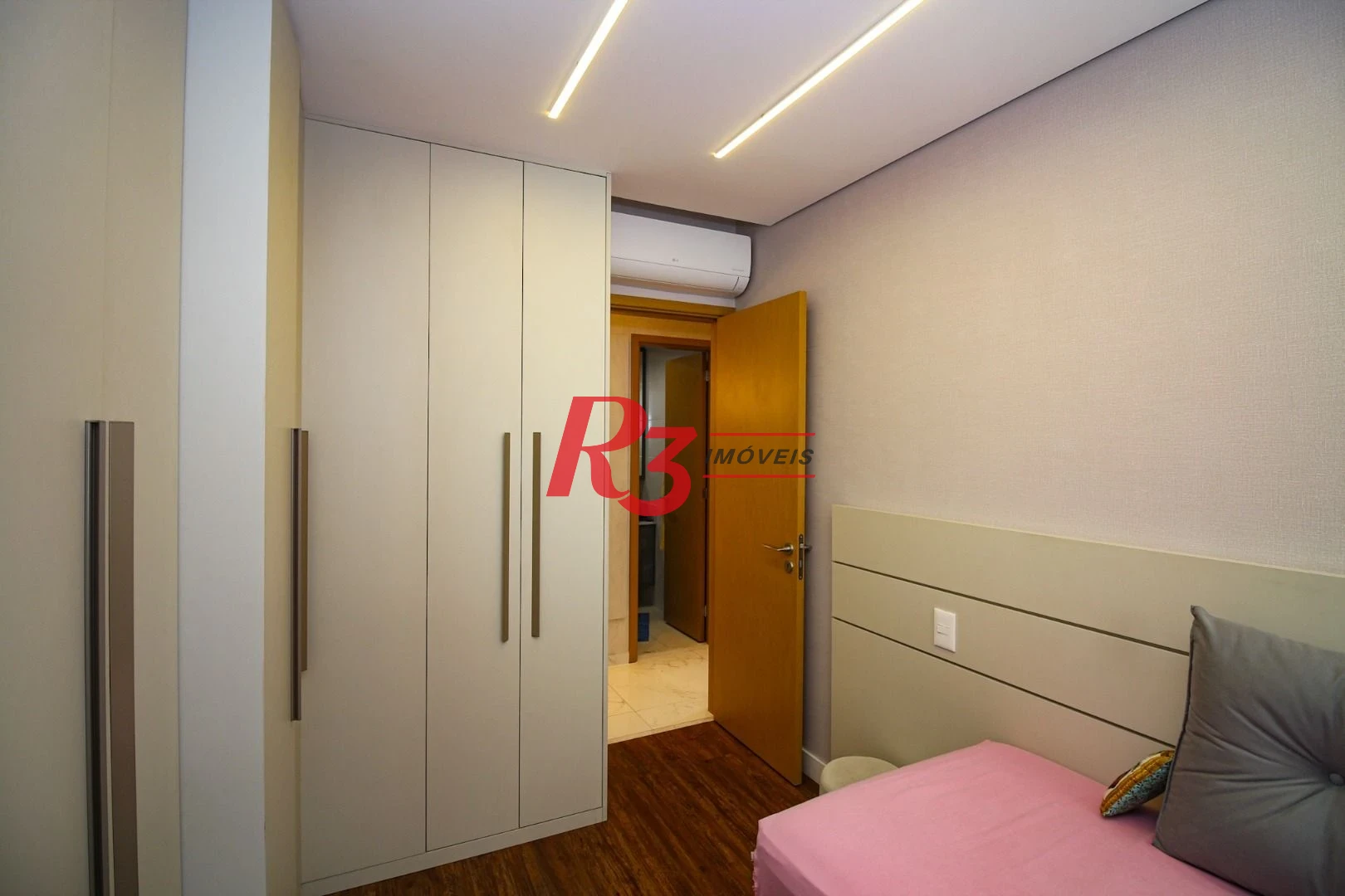 Apartamento à venda, 81 m² por R$ 1.330.000,00 - Boqueirão - Santos/SP