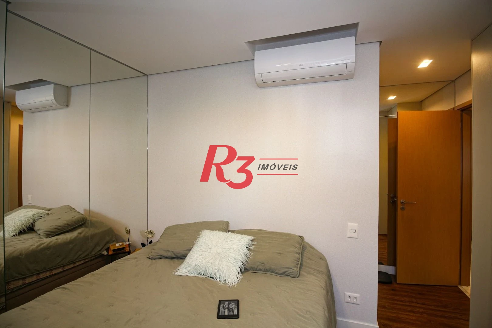 Apartamento à venda, 81 m² por R$ 1.330.000,00 - Boqueirão - Santos/SP