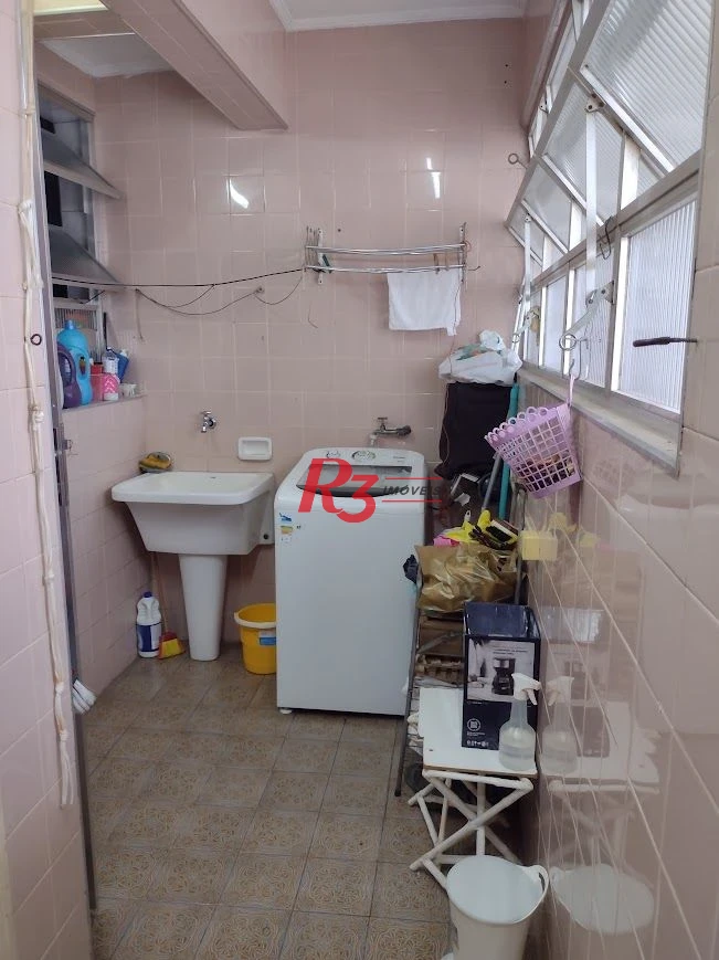 Apartamento com 2 dormitórios + dependência à venda, 124 m² por R$ 639.000 - Gonzaga - Santos/SP