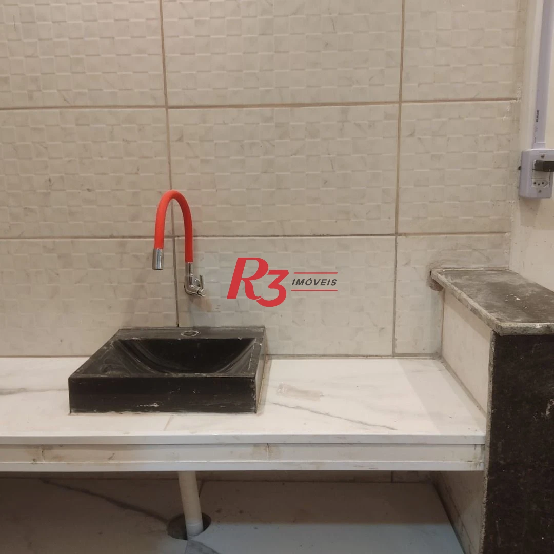 Casa com 3 dormitórios para alugar, 150 m² por R$ 5.000,01/mês - Vila Antártica - Praia Grande/SP
