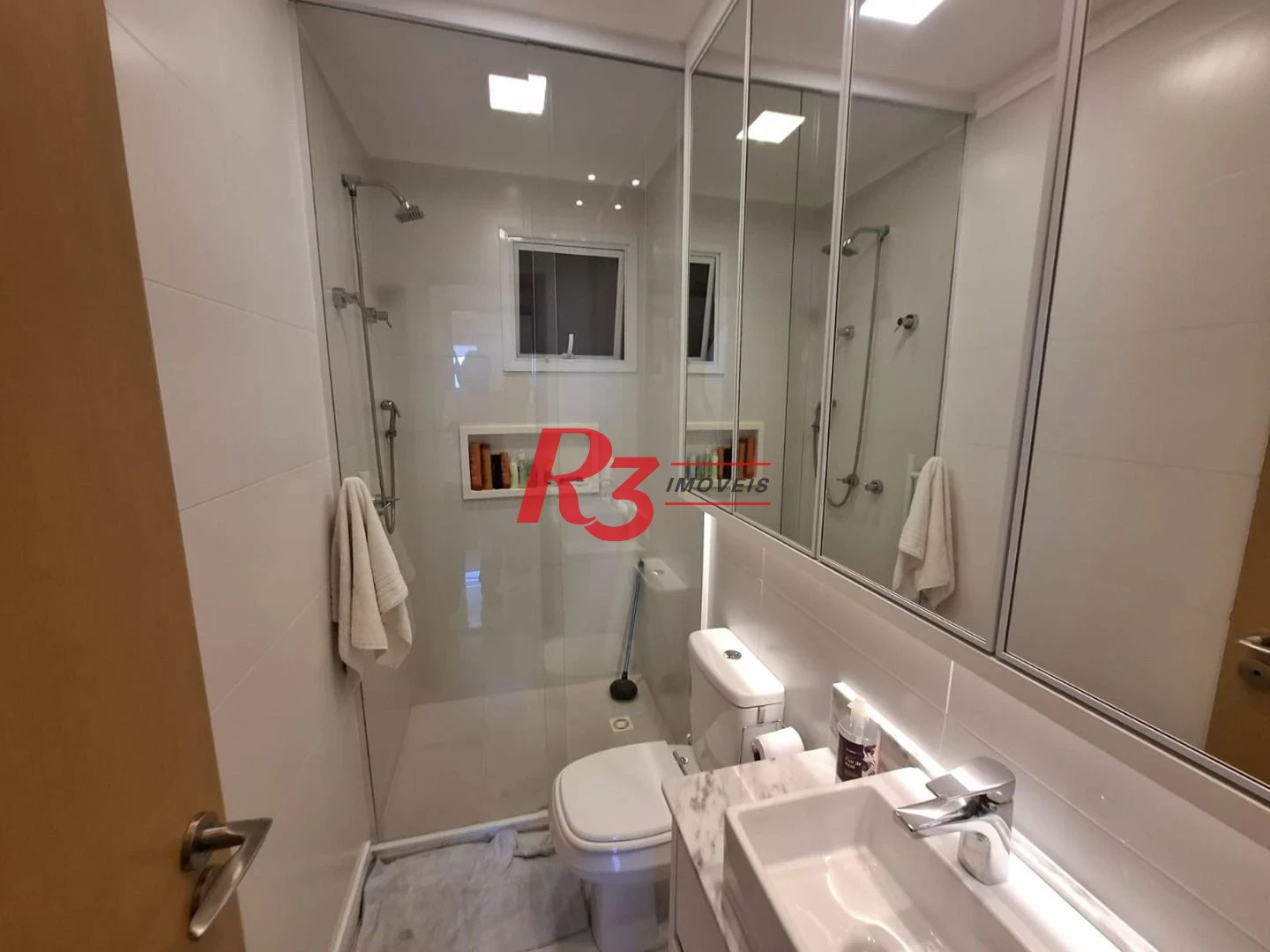 Apartamento com 2 dormitórios à venda, 80 m² por R$ 1.080.000,00 - Boqueirão - Santos/SP