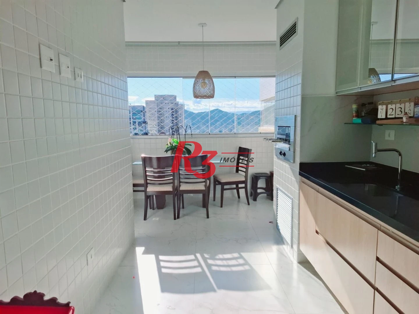 Apartamento com 2 dormitórios à venda, 80 m² por R$ 1.080.000,00 - Boqueirão - Santos/SP