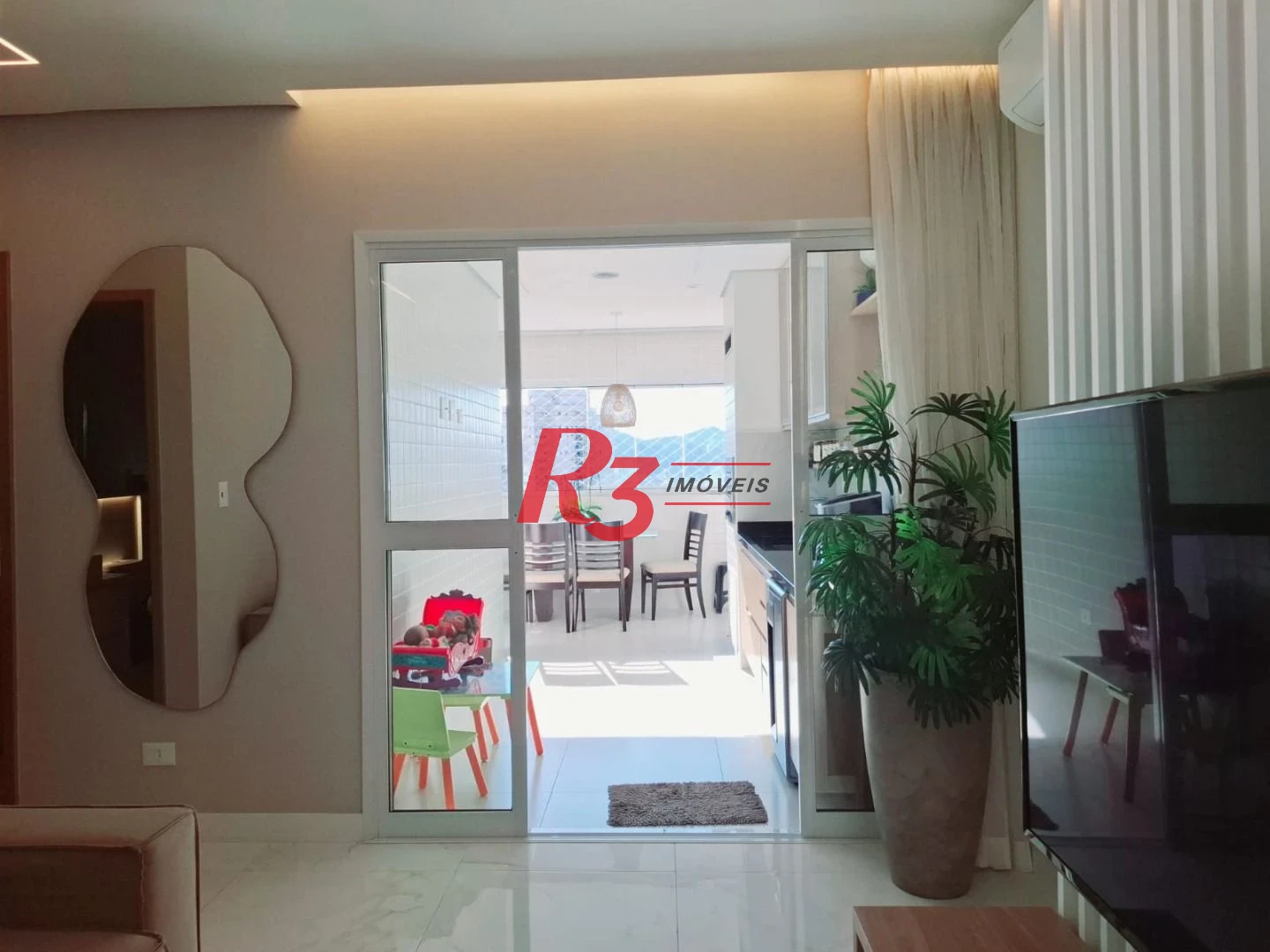 Apartamento com 2 dormitórios à venda, 80 m² por R$ 1.080.000,00 - Boqueirão - Santos/SP