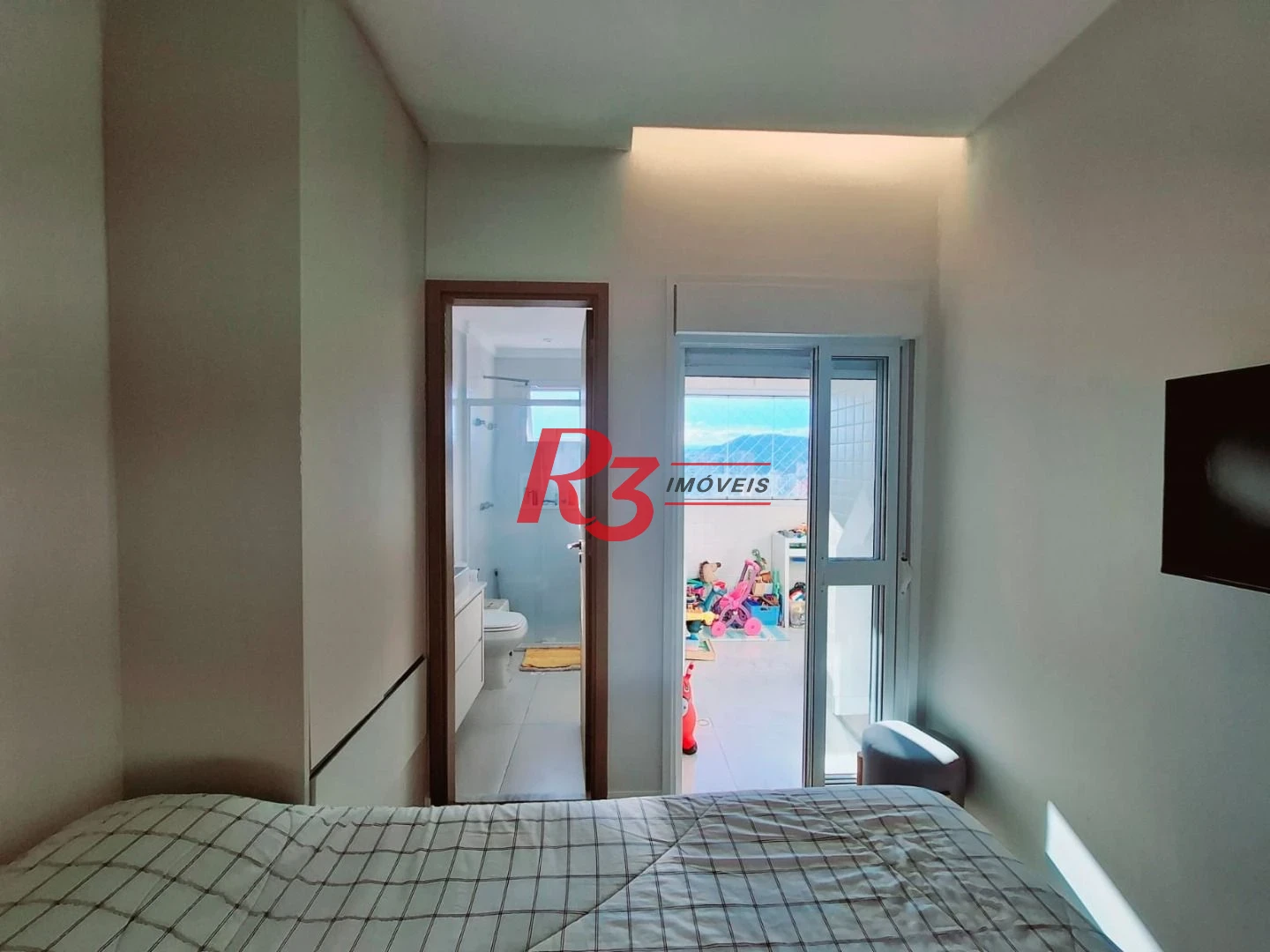 Apartamento com 2 dormitórios à venda, 80 m² por R$ 1.080.000,00 - Boqueirão - Santos/SP
