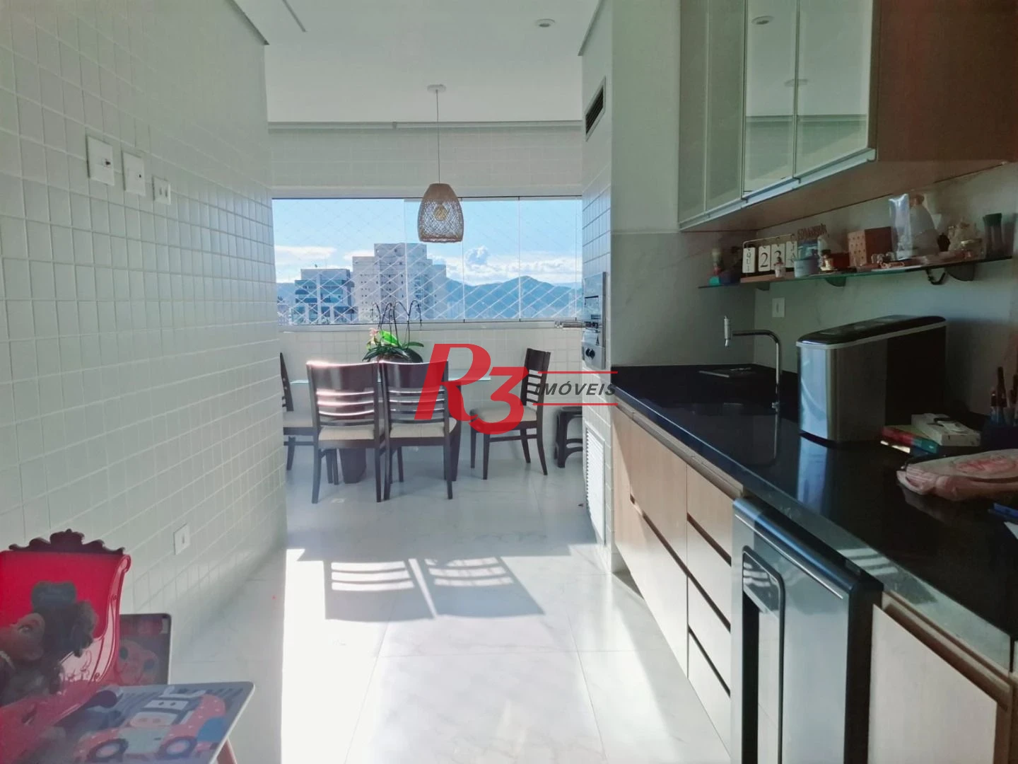 Apartamento com 2 dormitórios à venda, 80 m² por R$ 1.080.000,00 - Boqueirão - Santos/SP