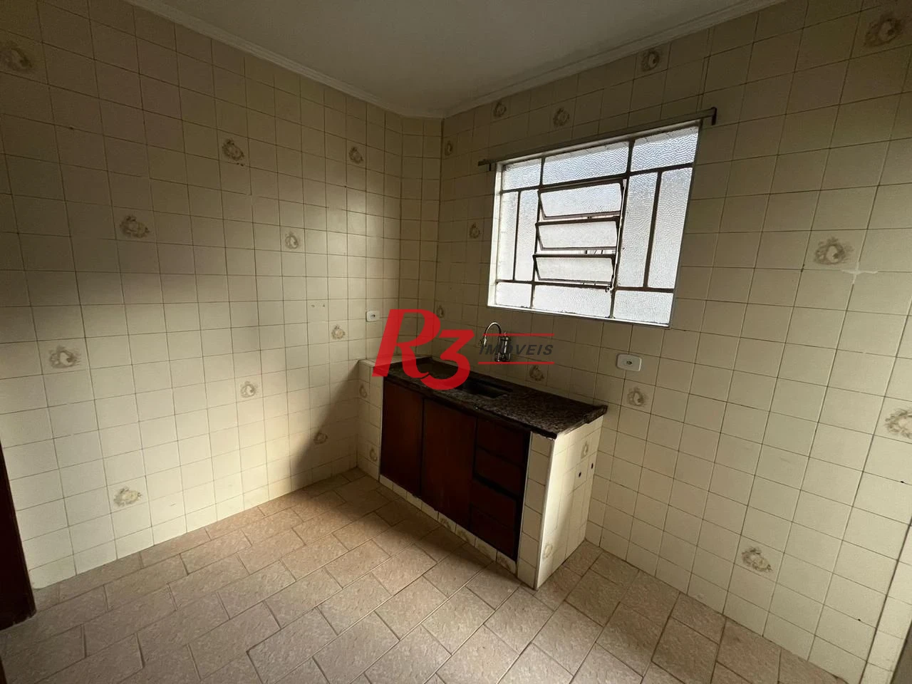 Apartamento com 2 dormitórios à venda, 60 m² por R$ 330.000,00 - Aparecida - Santos/SP