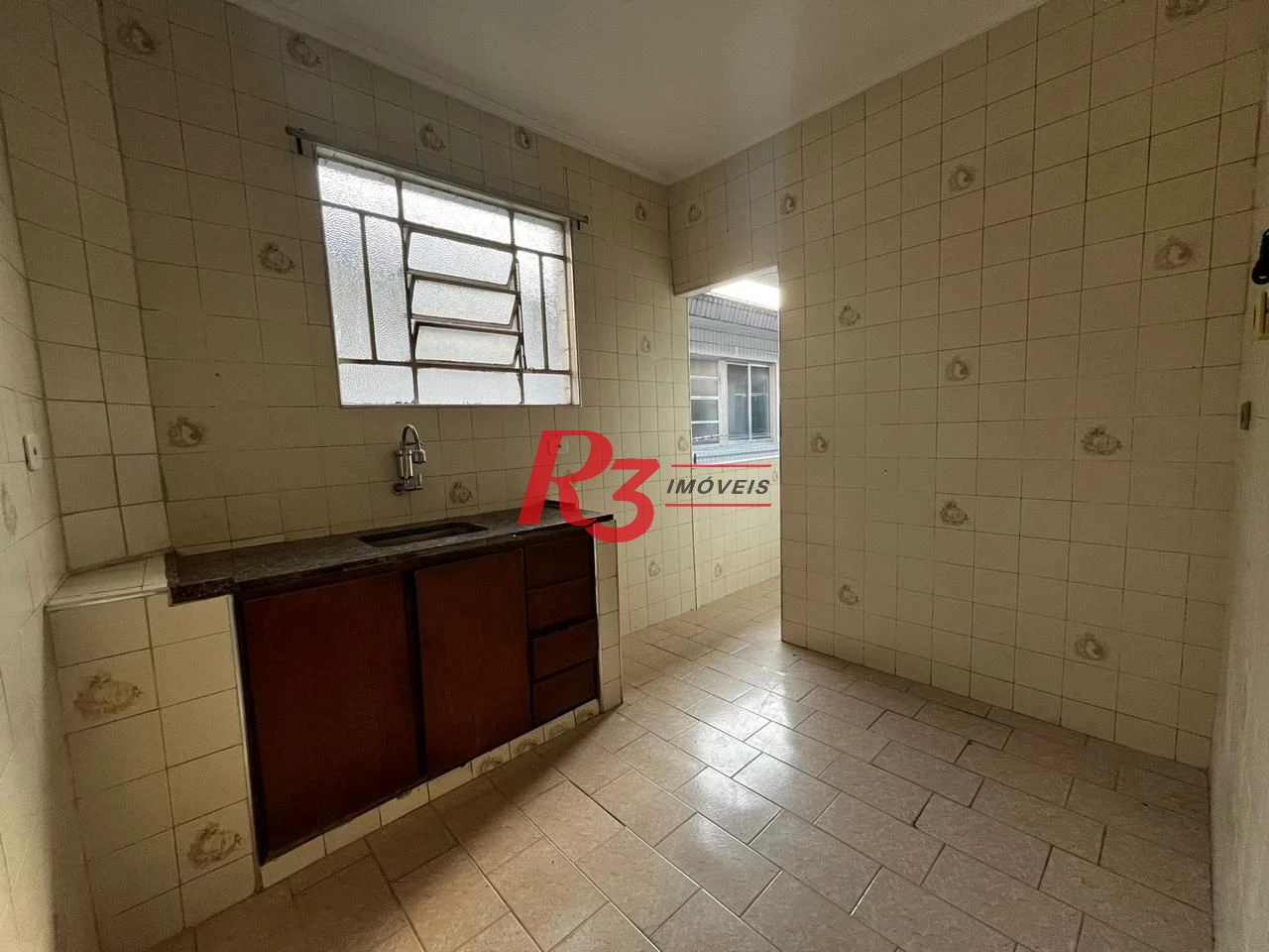 Apartamento com 2 dormitórios à venda, 60 m² por R$ 330.000,00 - Aparecida - Santos/SP