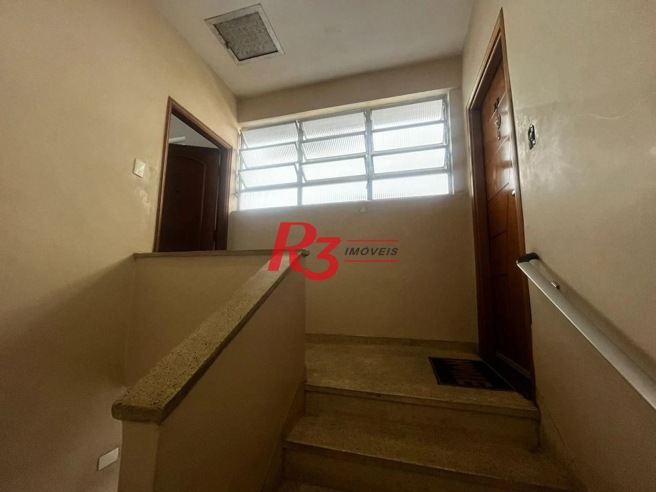 Apartamento com 2 dormitórios à venda, 60 m² por R$ 330.000,00 - Aparecida - Santos/SP