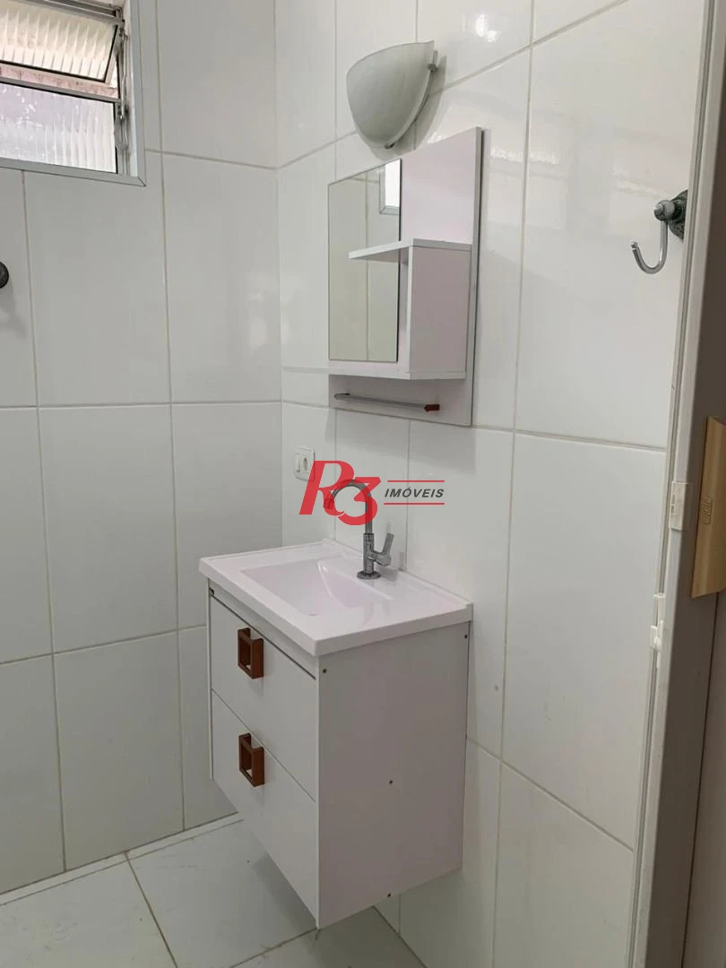 Apartamento com 2 dormitórios à venda, 60 m² por R$ 330.000,00 - Aparecida - Santos/SP