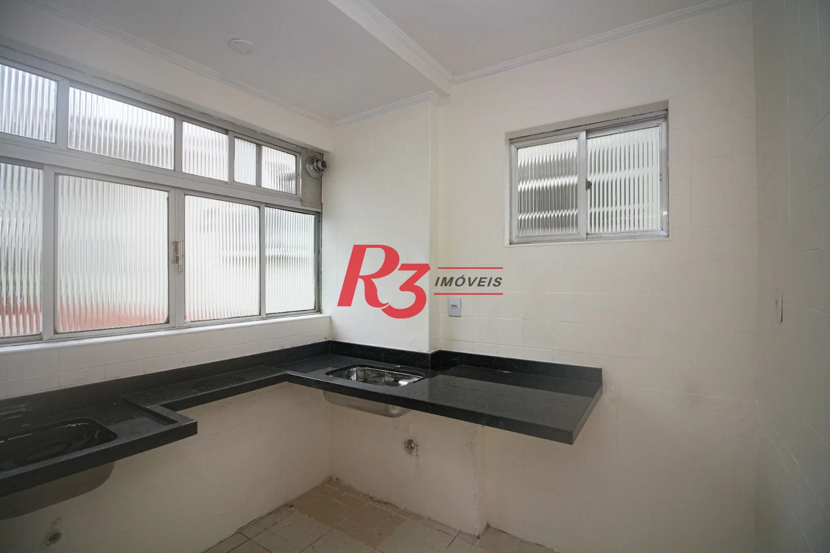 Apartamento com 1 dormitório à venda, 57 m² por R$ 390.000,00 - Ponta da Praia - Santos/SP