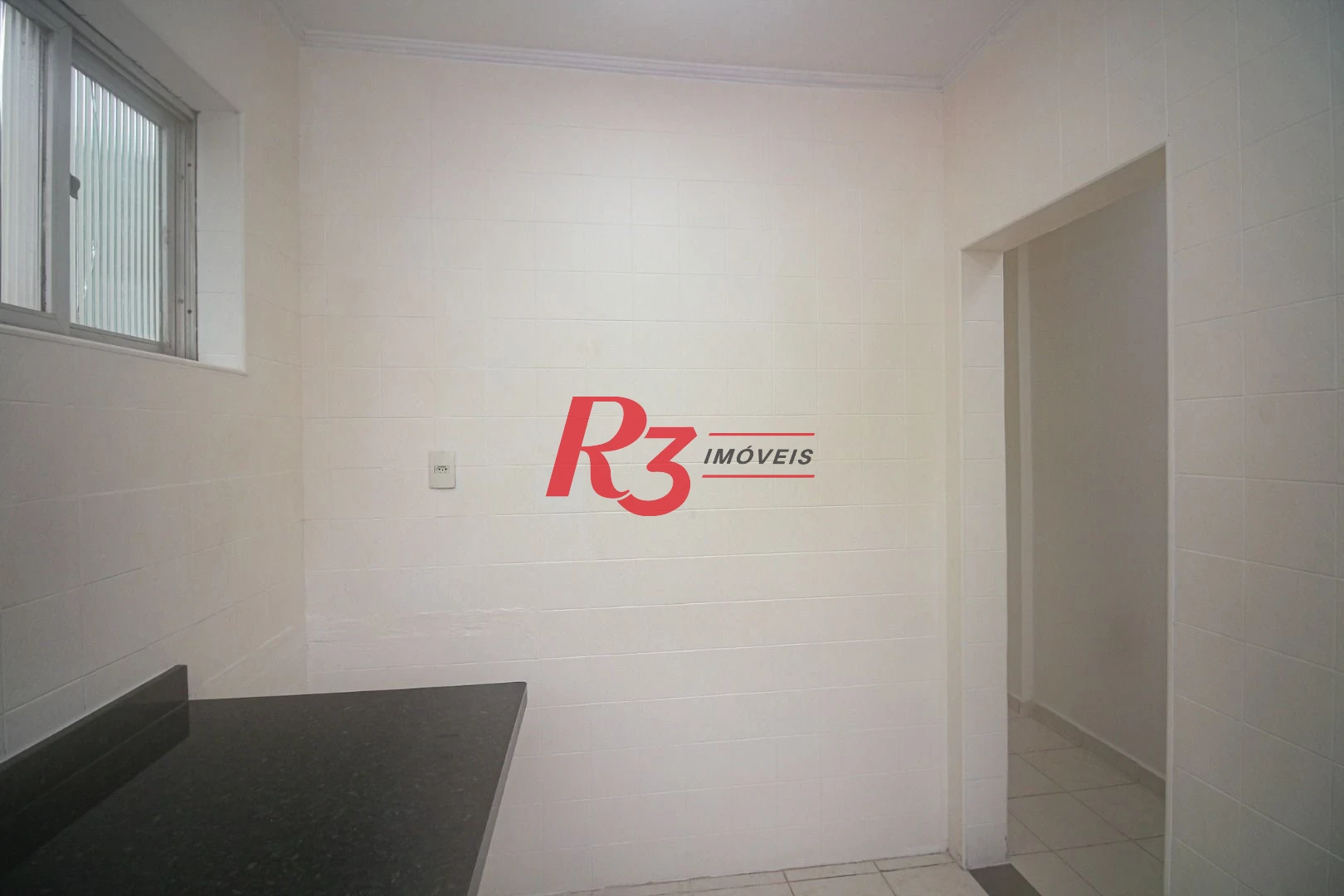 Apartamento com 1 dormitório à venda, 57 m² por R$ 390.000,00 - Ponta da Praia - Santos/SP