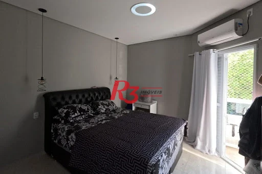 Sobrado com 3 dormitórios à venda, 140 m² por R$ 860.000,00 - Campo Grande - Santos/SP